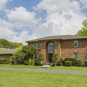 4 Bedroom Country Getaway Nashville